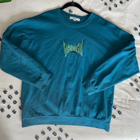 UO “VEGAN” embroidered crewneck - Picture 3 of 5